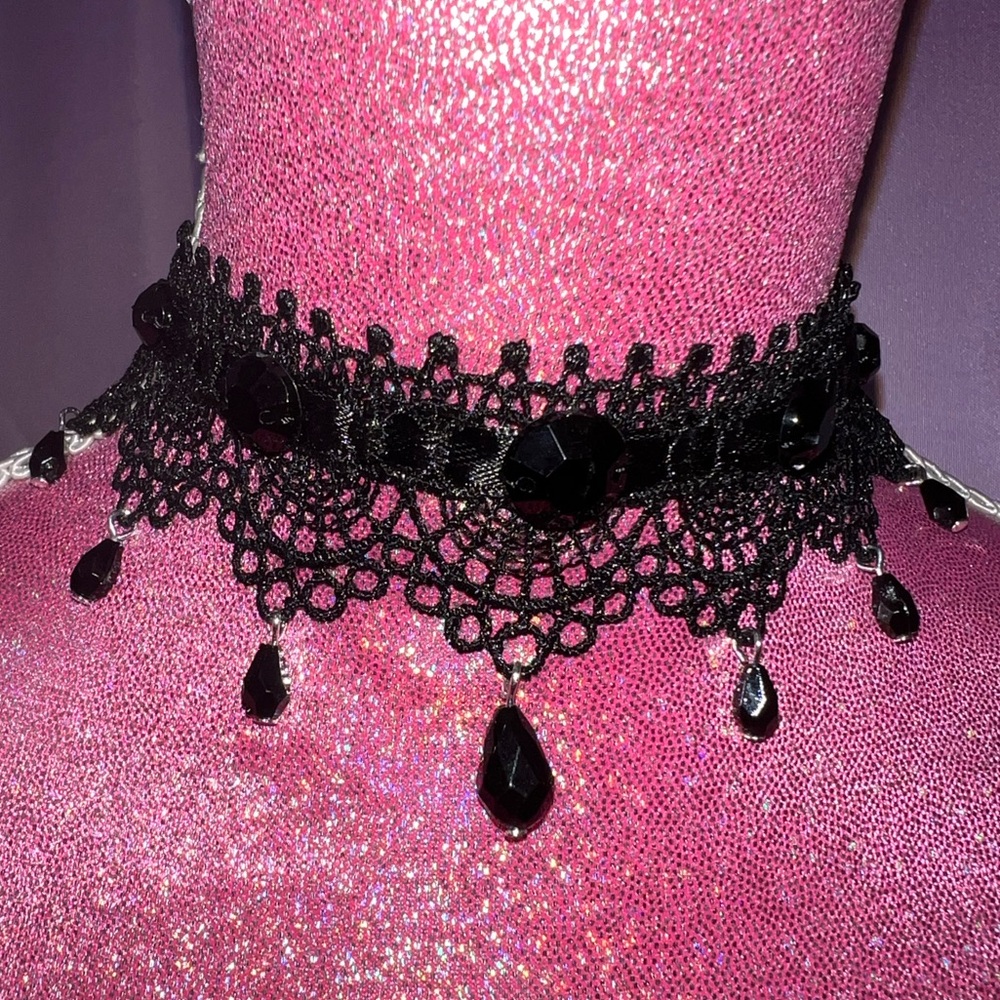 emo/goth lolita lace choker